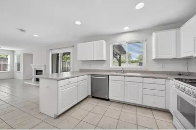 27 Blue Fern Court, Sacramento, CA 95833 - Photo 17