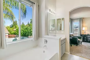 9331 Lakepoint Dr, Elk Grove, CA 95758 - Photo 41