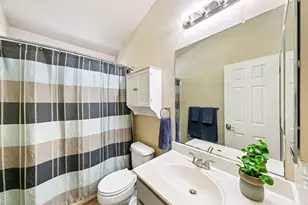 9331 Lakepoint Dr, Elk Grove, CA 95758 - Photo 53