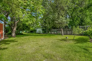 531 Locust Ave, Manteca, CA 95337 - Photo 29