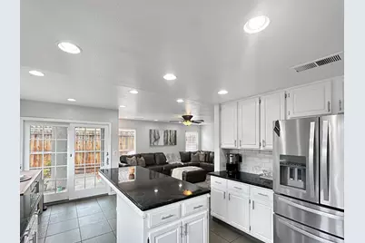 10425 Big Horn Court, Stockton, CA 95209 - Photo 17
