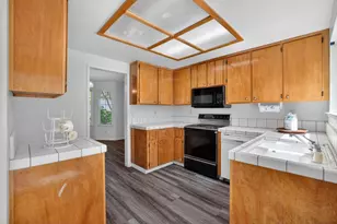 3813 Pasadena Ave, Sacramento, CA 95821 - Photo 17
