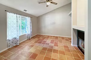 25124 Long Ct, Auburn, CA 95602 - Photo 3
