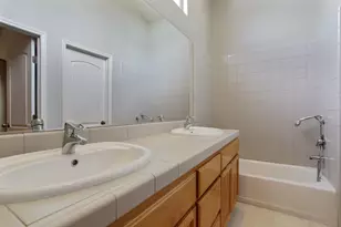 3437 Waterfront Cir, Stockton, CA 95209 - Photo 21