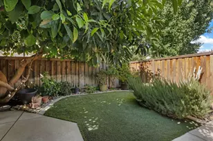 3437 Waterfront Cir, Stockton, CA 95209 - Photo 15