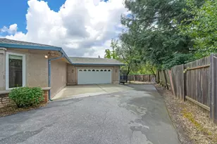 2230 Wildberry Ln, Auburn, CA 95603 - Photo 9