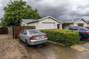 717 Olive Ct, Galt, CA 95632 - Photo 3