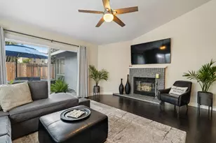 6431 Fuego Way, Elk Grove, CA 95758 - Photo 15