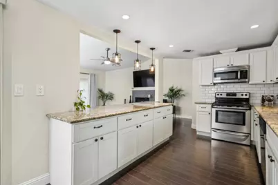 6431 Fuego Way, Elk Grove, CA 95758 - Photo 9