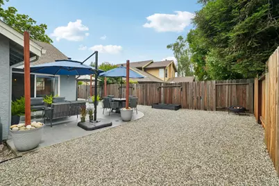 6431 Fuego Way, Elk Grove, CA 95758 - Photo 35