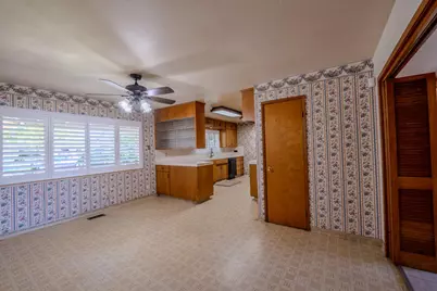 326 W Banbury Drive, Stockton, CA 95207 - Photo 13