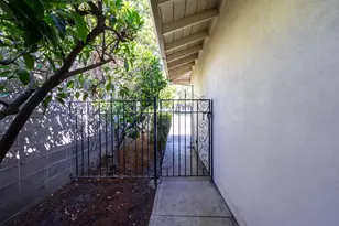 326 W Banbury Dr, Stockton, CA 95207 - Photo 27