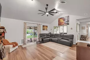 1213 E A St, Oakdale, CA 95361 - Photo 7
