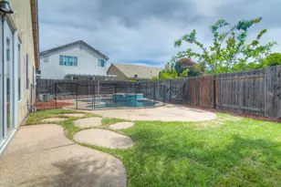9168 Garlington Ct, Sacramento, CA 95829 - Photo 35