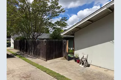 7706 Brentwood Drive, Stockton, CA 95207 - Photo 3