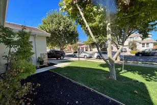1450 Longhorn Ln, Patterson, CA 95363 - Photo 13