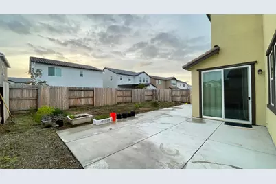8770 Marygold Way, Elk Grove, CA 95624 - Photo 35