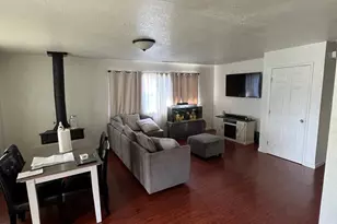 308 Georgiana Dr, Isleton, CA 95641 - Photo 3
