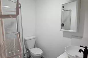 633 B St, Yuba City, CA 95991 - Photo 19