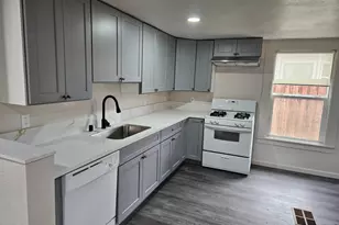 633 B St, Yuba City, CA 95991 - Photo 5