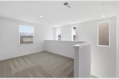 1243 Leonhardt Loop, Lincoln, CA 95648 - Photo 11