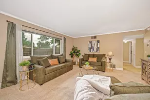 7400 Saybrook Dr, Citrus Heights, CA 95621 - Photo 11