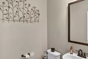 9808 Kugler Way, Elk Grove, CA 95757 - Photo 29