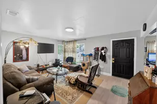5015 Fruitridge Rd, Sacramento, CA 95820 - Photo 33