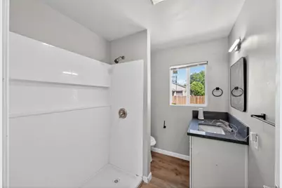 5015 Fruitridge Road, Sacramento, CA 95820 - Photo 13