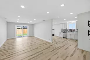 7677 Franklin Blvd, Sacramento, CA 95823 - Photo 7