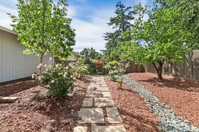 2716 Zachman Way, Carmichael, CA 95608 - Photo 35