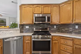1064 Caragh St, Roseville, CA 95747 - Photo 9