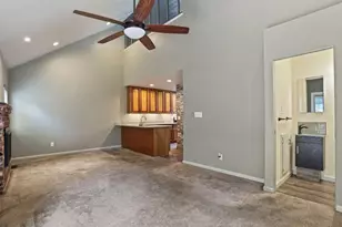 8667 Mariners Dr, Stockton, CA 95219 - Photo 13