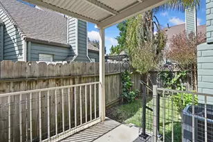 8667 Mariners Dr, Stockton, CA 95219 - Photo 23