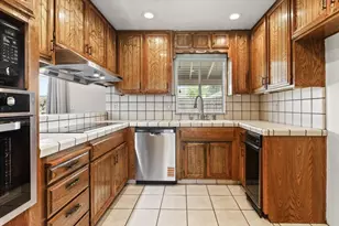 1909 Nadine Ave, Modesto, CA 95351 - Photo 15