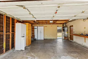 1909 Nadine Ave, Modesto, CA 95351 - Photo 47