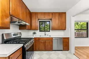 121 Carmel Ave, Roseville, CA 95678 - Photo 13