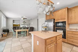 201 Pepper Tree Ct, Roseville, CA 95747 - Photo 25