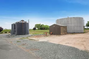 11989 N Clements Rd, Linden, CA 95236 - Photo 17