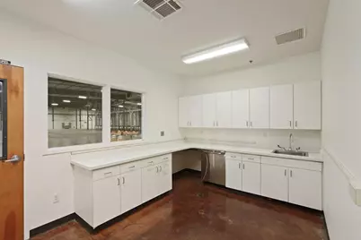 11989 N Clements Road, Linden, CA 95236 - Photo 9