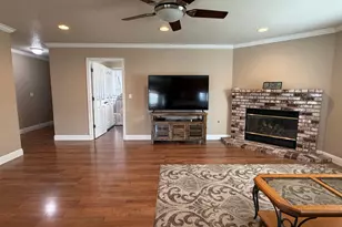 1375 Briarwood Ave, Escalon, CA 95320 - Photo 11
