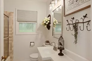32 E McKenzie Ave, Stockton, CA 95204 - Photo 15