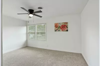 32 E McKenzie Avenue, Stockton, CA 95204 - Photo 19