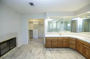 2708 Lake Front Ct, Modesto, CA 95355 - Photo 33