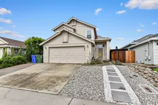 6651 Laguna Park Dr, Elk Grove, CA 95758 - Photo 3