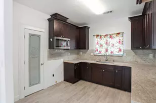 5680 Power Inn Rd, Sacramento, CA 95824 - Photo 9