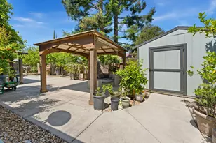 2049 Las Coches Way, Sacramento, CA 95833 - Photo 29