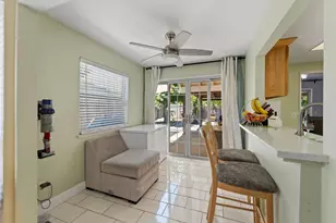 2049 Las Coches Way, Sacramento, CA 95833 - Photo 15