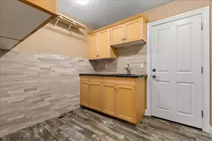 12609 Oak Cir, Grass Valley, CA 95945 - Photo 31