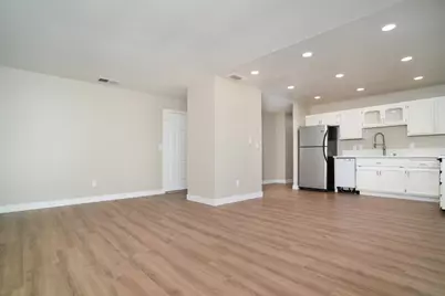 9181 Lujan Drive, Elk Grove, CA 95624 - Photo 7